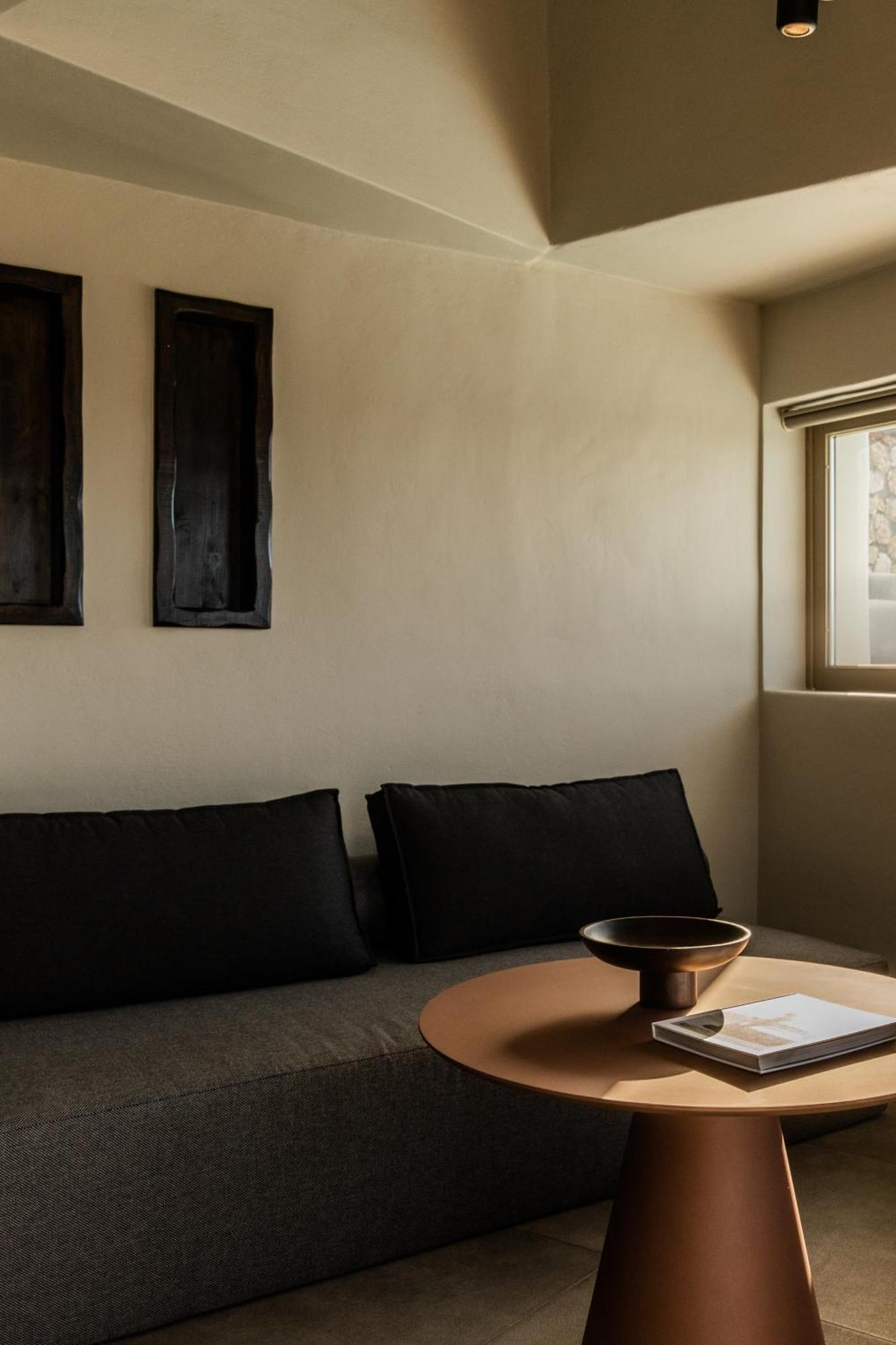 Akrotírion ブラック ダイアモンド スイーツ Bed & Breakfast エクステリア 写真