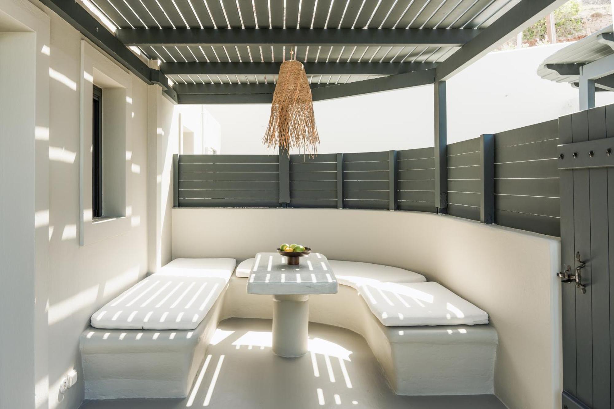 Akrotírion ブラック ダイアモンド スイーツ Bed & Breakfast エクステリア 写真