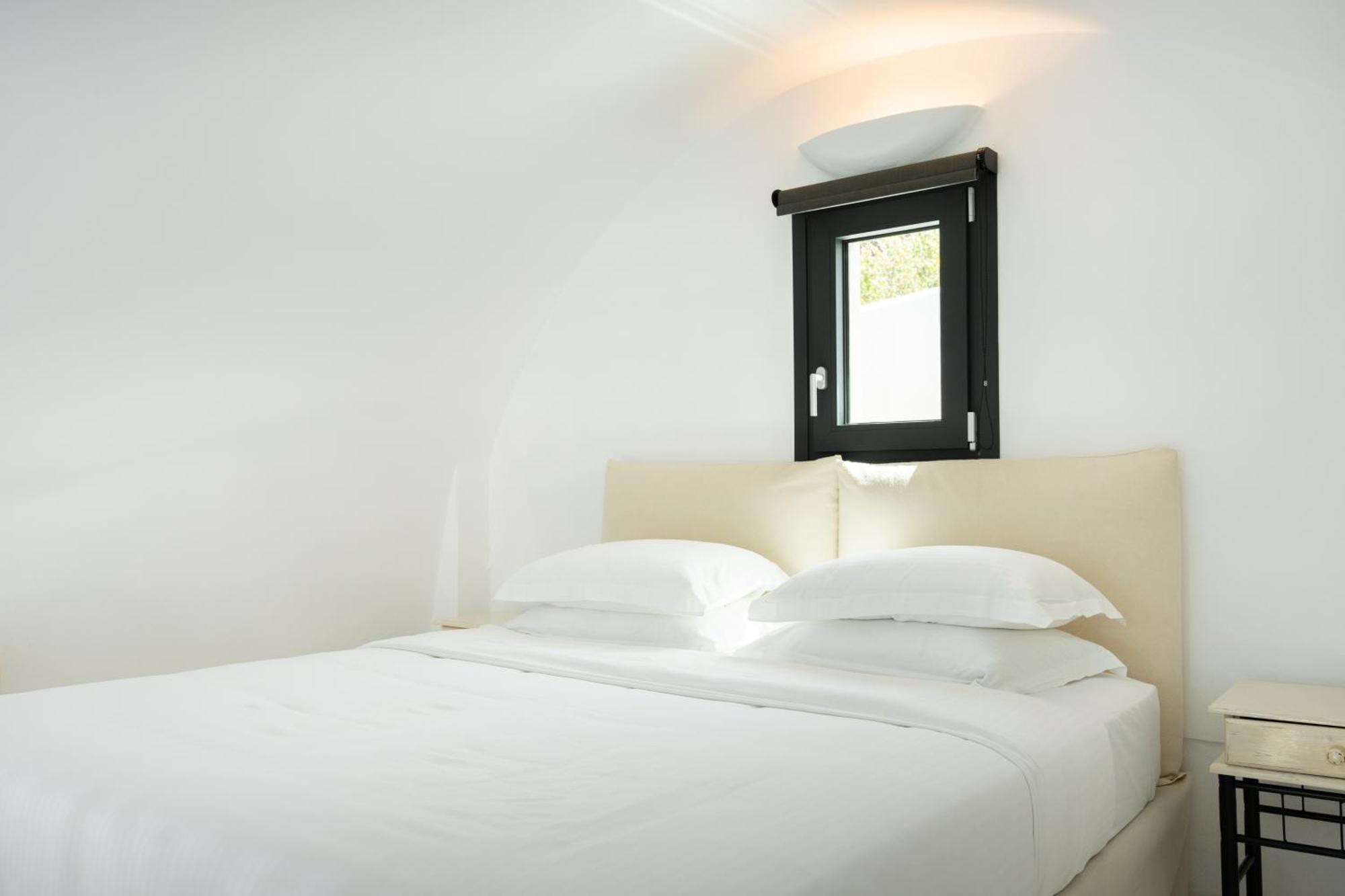 Akrotírion ブラック ダイアモンド スイーツ Bed & Breakfast エクステリア 写真